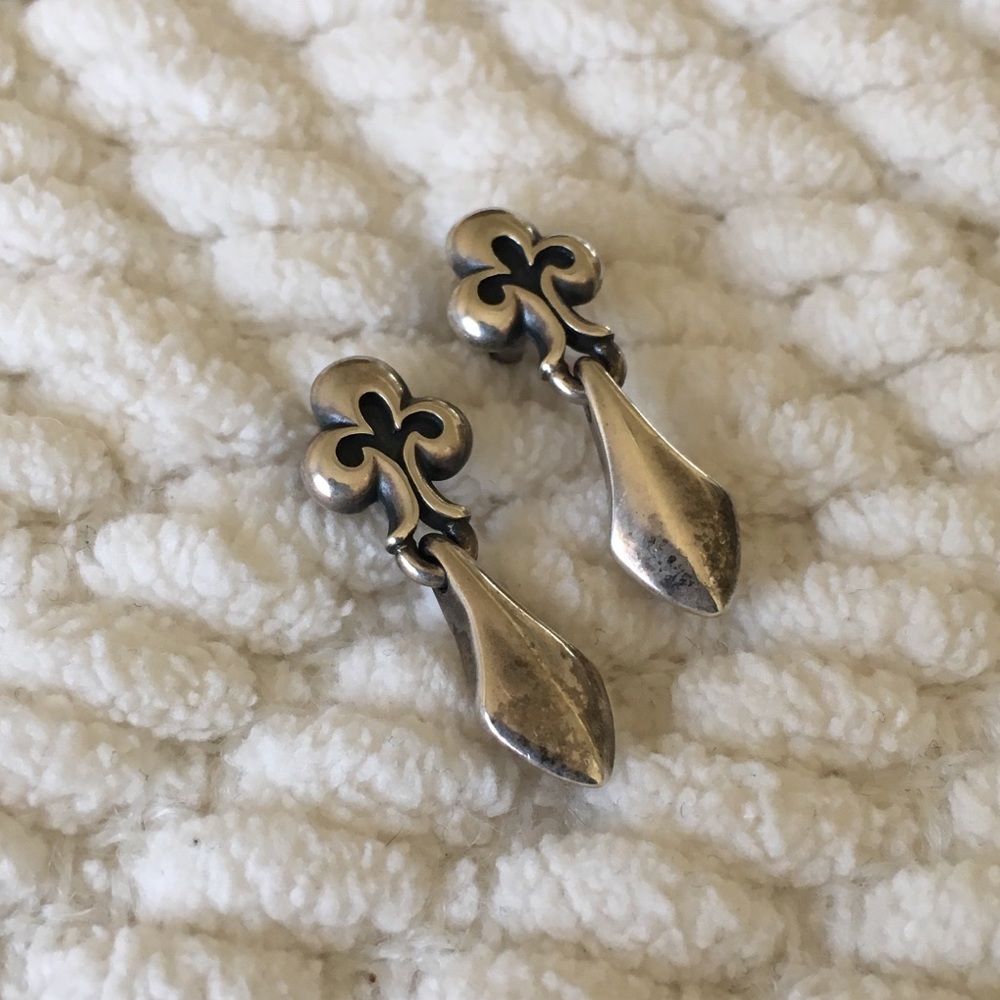 RARE Retired James Avery Fleur De Lis Silver Earrings